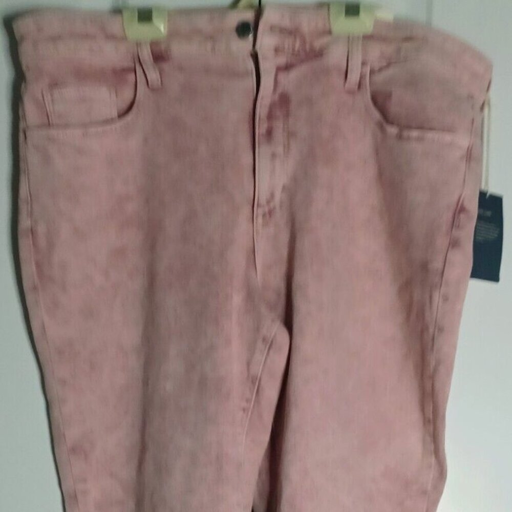 NWT Universal thread Women's Pink Jeans Size 16/33R